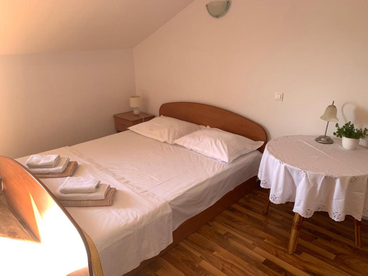 Apartman Senka Подгора Екстер'єр фото