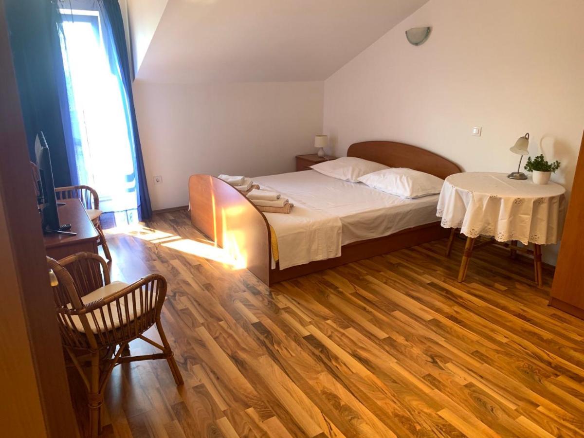 Apartman Senka Подгора Екстер'єр фото