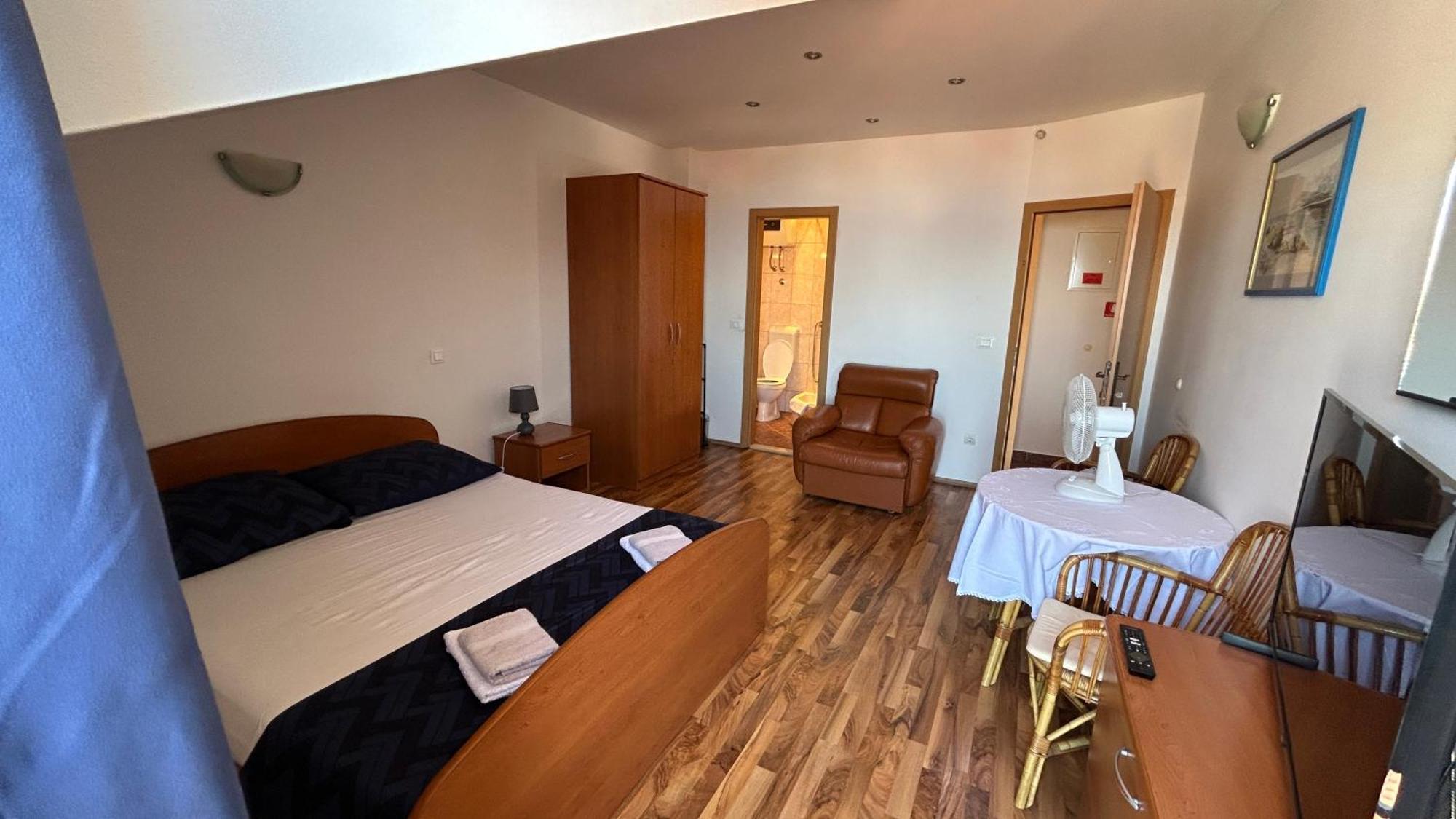 Apartman Senka Подгора Екстер'єр фото