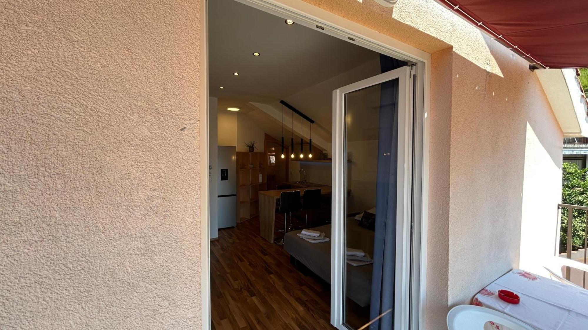 Apartman Senka Подгора Екстер'єр фото