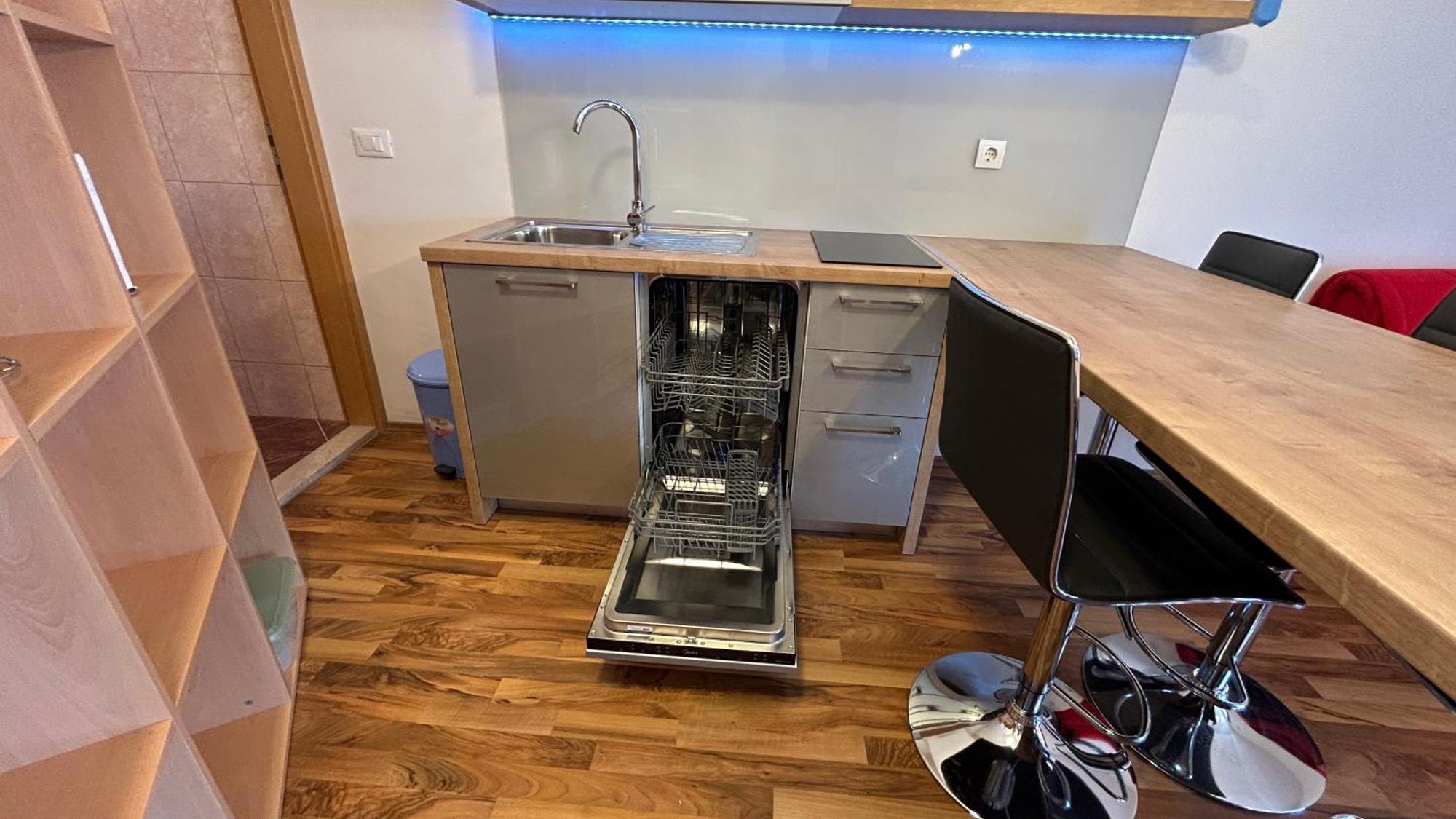Apartman Senka Подгора Екстер'єр фото