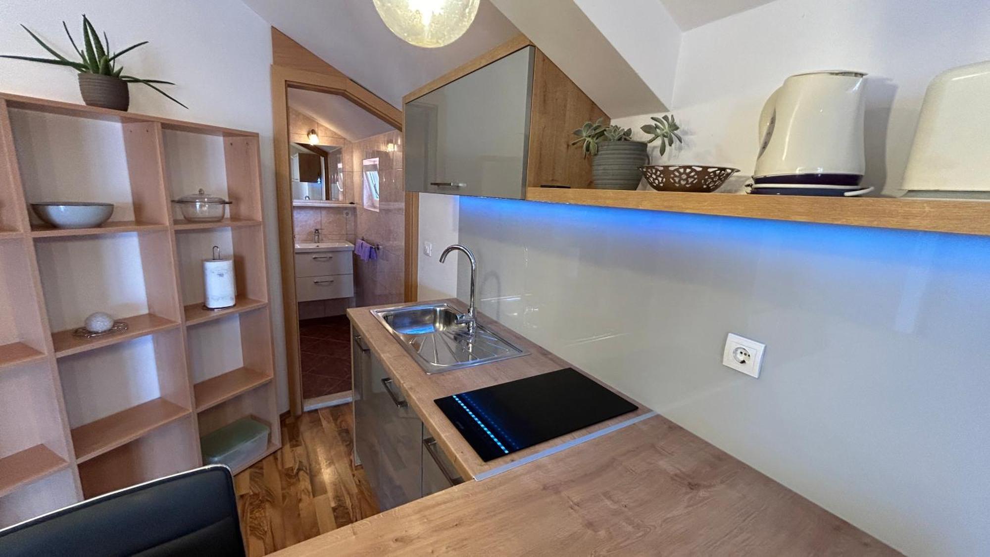 Apartman Senka Подгора Екстер'єр фото